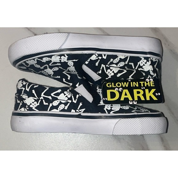 Tommy Bahama Toddler 6 Skeleton Bones Glow-in-the-Dark Halloween Shoes ‎ Canvas - Picture 7 of 11